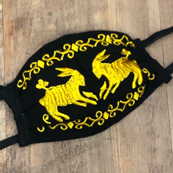 3 Pack Mexican Otomi Face Mask Embroidered Animals - Picture 5 of 5